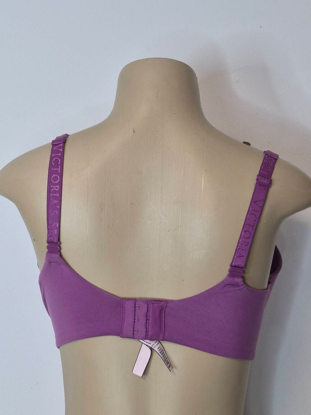 Victoria's secret bra 34DDD - Picture 3 of 9
